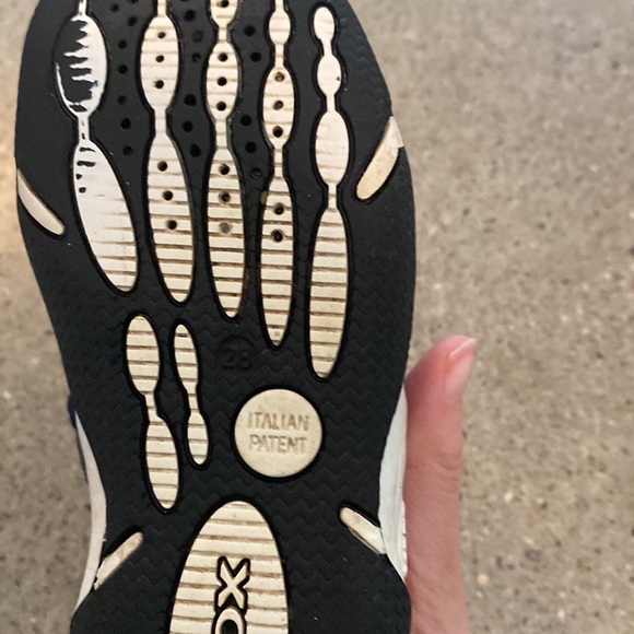 Geox kids summer sandals closed toe size 28/ 11 little kid - Picture 4 of 8